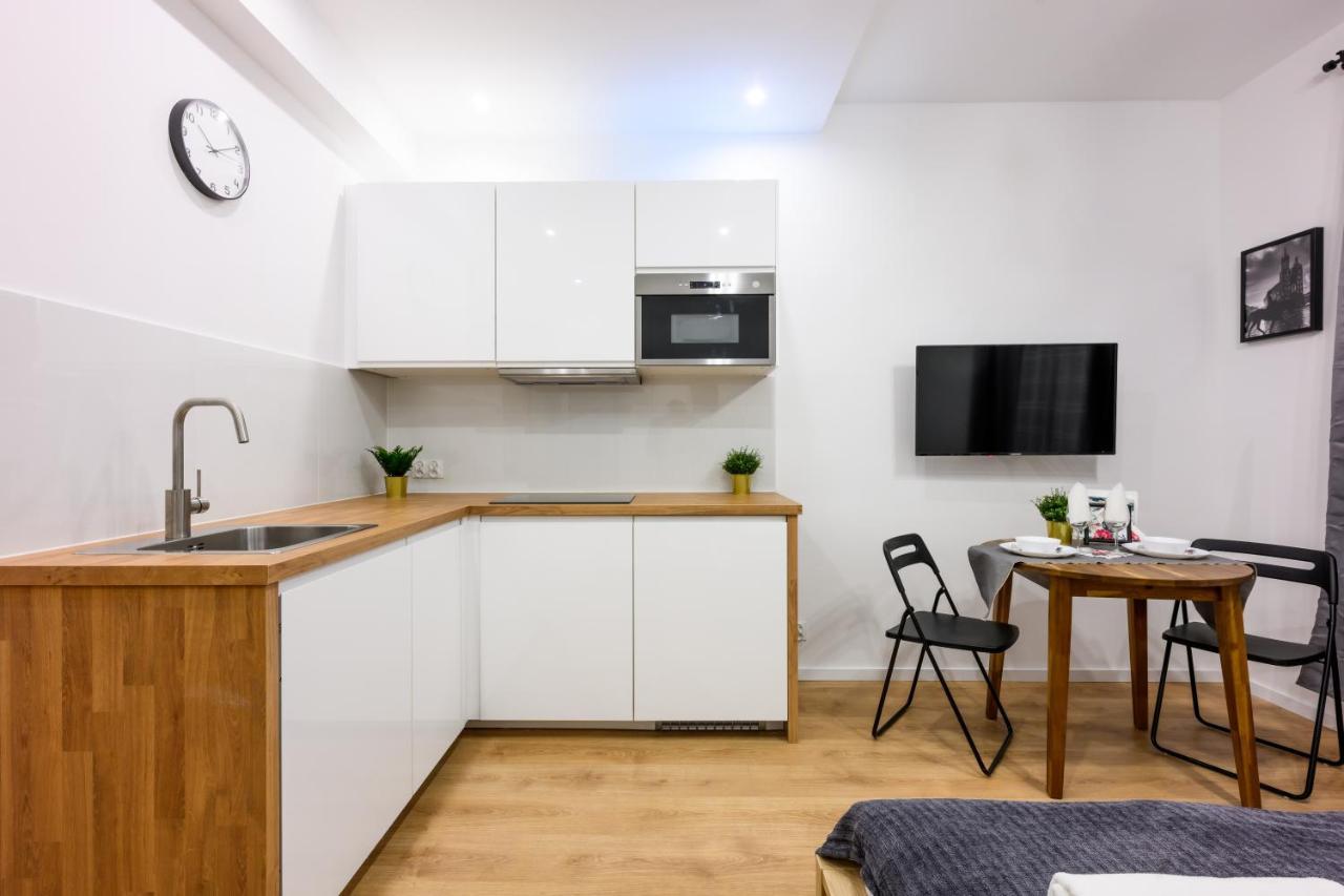 Cracow Rent Apartments: Spacious Stays Near Main Square Krakow Exterior photo