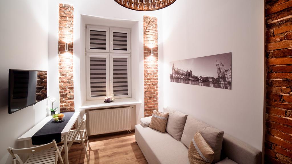 Cracow Rent Apartments: Spacious Stays Near Main Square Krakow Exterior photo