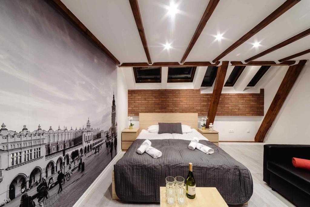 Cracow Rent Apartments: Spacious Stays Near Main Square Krakow Exterior photo